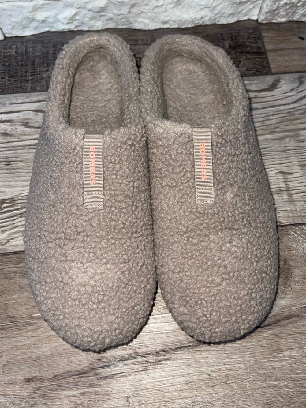 Bombas Womens Sunday Slippers Taupe Shoes Fuzzy Sherpa Size 10 COMFY Warm